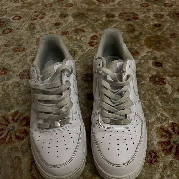 Nike Gray and White Athletic Shoes - Picture 2 of 7